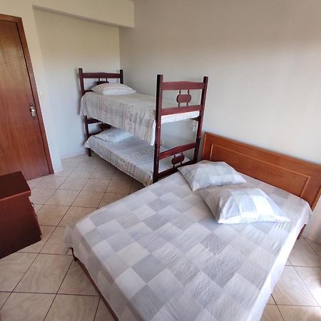 Apartmán Residencial Medeiros Guarda do Embaú Pokoj fotografie